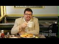 Josh Ozersky | Food Writer & Burger Expert