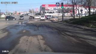 Видео ДТП. Волгоград, перекресток ул. Шурухина и 5-ой ул. от Sergey Mc, улица Шурухина, Волгоград, Россия
