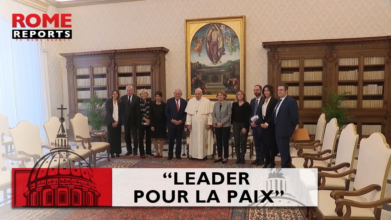Francisco pide cambiar los “esquemas habituales” de las relaciones internacionales