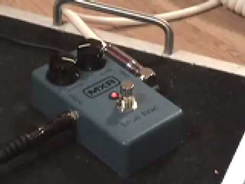 mxr blue box guitar effects pedal demo