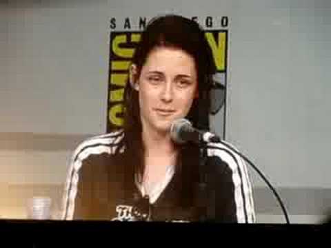 kristen stewart twilight movie. Twilight Movie Panel Comic Con