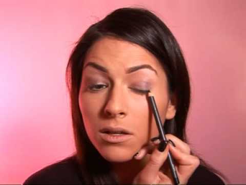 Plum Mascara on Smokey Eyes For Christmas Party Make Up Tutorial