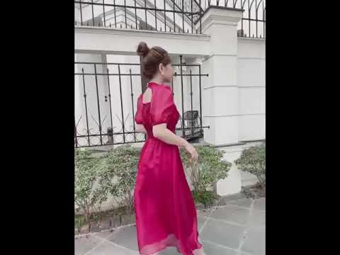 Váy đỏ xòe tay lỡ cổ tàu khoét lưng V1885