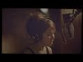 G.E.M. - 是否