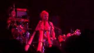 Watch Xavier Rudd Light The Shade video
