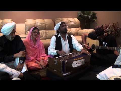 Sardool Sikandar Sahib performing at a private party.