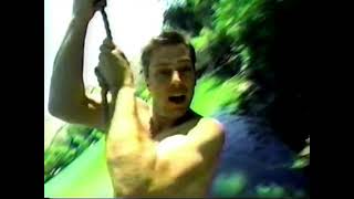 2003 Saturn Vue Commercial