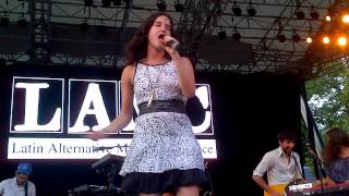 Watch Ximena Sarinana Un Error video
