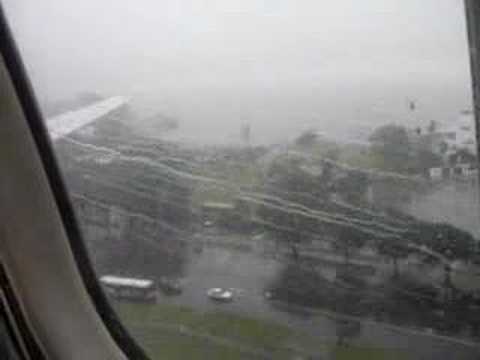 Austral MD-83 LV-BHH Landing at Aeroparque - 04/05/2007