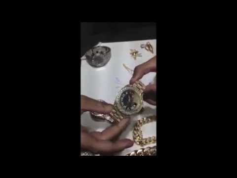 Izzy The Jeweler Shows Off Jewelry From G4 Boyz & Fredo Santana [User Submitted]