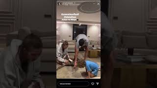 Atakan Oğlu Aslan Ve İdo Tatlıses Köpek Sevgisi