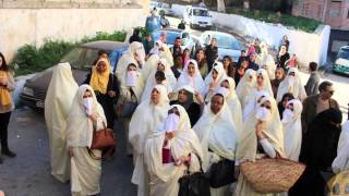 Algérie - Des Femmes Militent Pour Un Retour Au Voile De Leurs Ancêtres, Le Haik