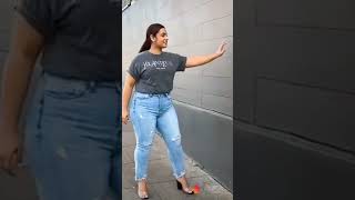 Vigo Girl In A Dance Mood