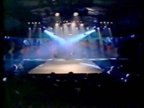 JUAN EMILIO GUIDOBONO  - RETRO FASHION WEEK