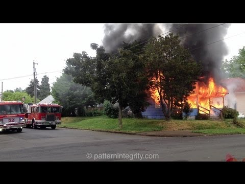 Pre Arrival Fully Involved House Fire North Portland Oswego...
