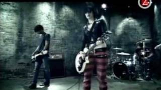Video Drain the blood The Distillers