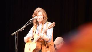 Watch Amy Grant Curious Thing video