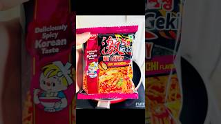 Nissin Geki Hot & Y Korean Kimchi Noodles