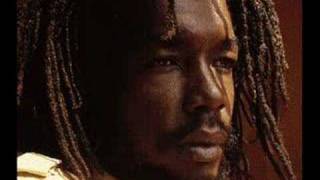 Watch Peter Tosh Rock With Me video