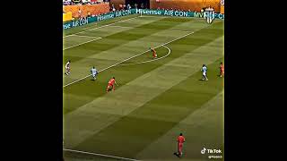 W3iUnzploJ4 Video Image