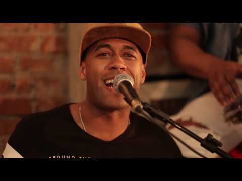 Ana Clara feat Turma do Pagode - Ainda Ă© tempo de ser feliz