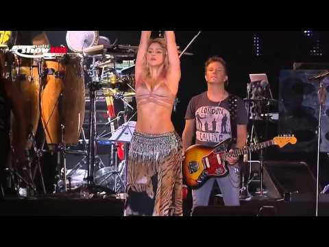 Shakira Ojos Así and Belly Dance Live Consert