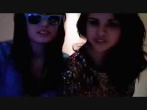 demi lovato and selena gomez gif. Selena Gomez and Demi Lovato
