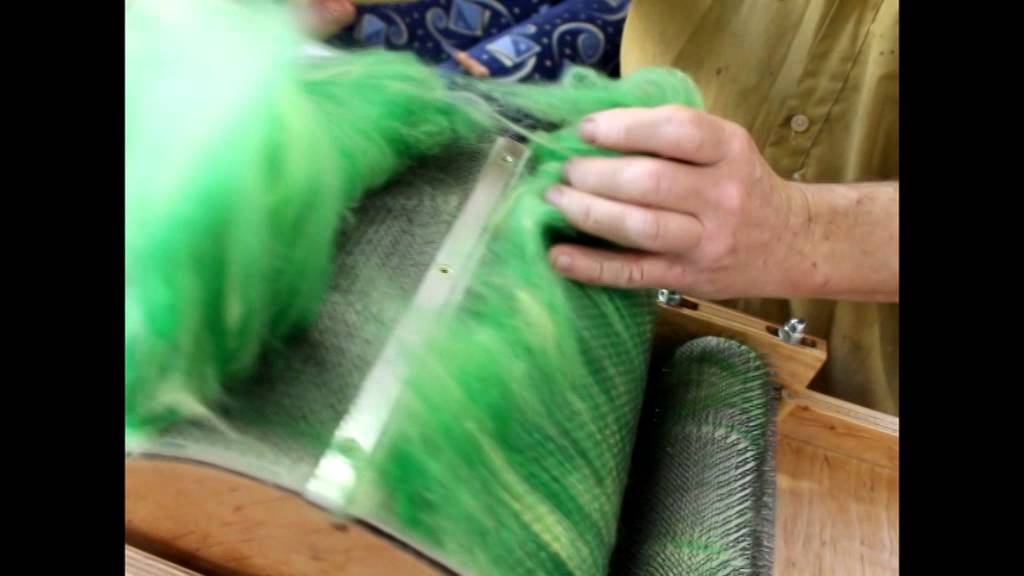 Как сделать чесалку для шерсти