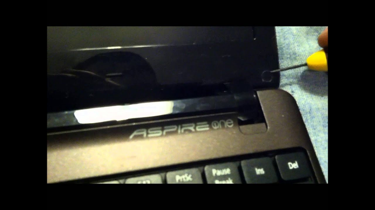 Acer Aspire One 722 P1VE6 Screen Replacement - YouTube