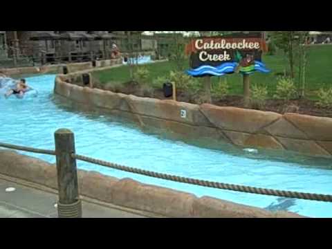 Brief glimpse of Wilderness at the Smokies water park. Brief glimpse of Wilderness at the Smokies water park.