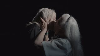 Watch Phoebe Bridgers I Know The End video
