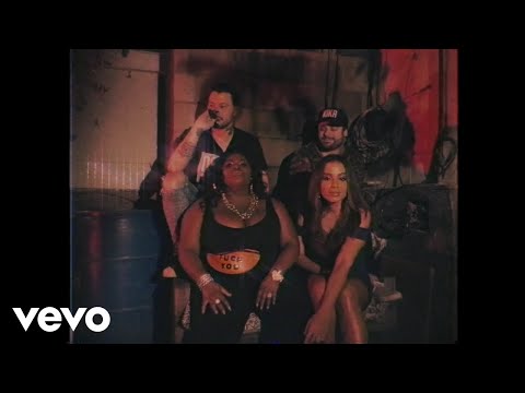 Watching video Seakret, Anitta, Jojo Maronttinni - Perdendo A Mão