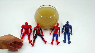 Learn Colors Playing with superhero toys in the water Spider Man & Avengers Toys video for kids#z