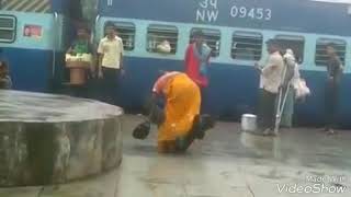 Ladies VS Jeans Funny Fight Ladies VS Jeans Funny Fight