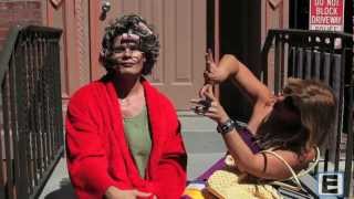 Watch Eliza Neals Livin With Yo Mama video