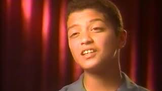 9BRUNO MARS young in Hawaii