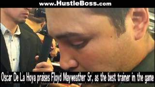 Oscar De La Hoya praises Floyd Mayweather Sr. as the best trainer in boxing