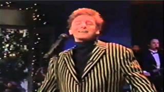 Watch Barry Manilow And The Angels Sing video