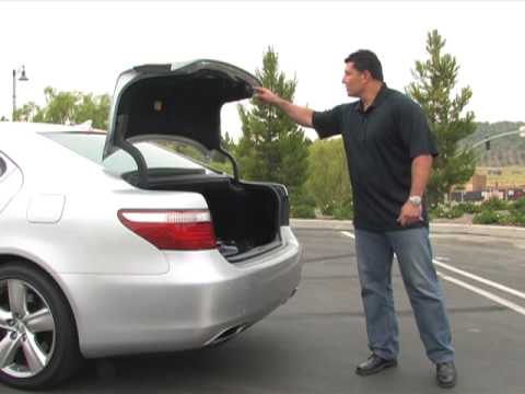 Certified  Owned Acura on This Is A Review Of The 2009 Lexus Ls 460 L By Ron Doron Of Autotoob