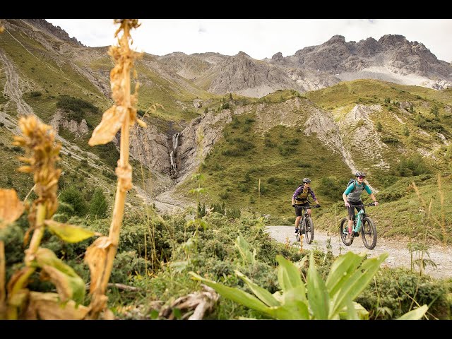 Watch E-Mountainbike Tour «Nationalparkregion» on YouTube.