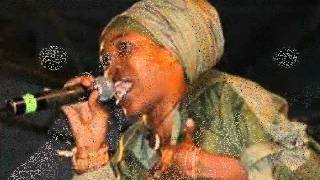 Watch Queen Ifrica Born Free video