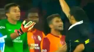 Adamsın Muslera Muslera Penaltıya Tepkisi Ve Kırmızı Kart Görmesi