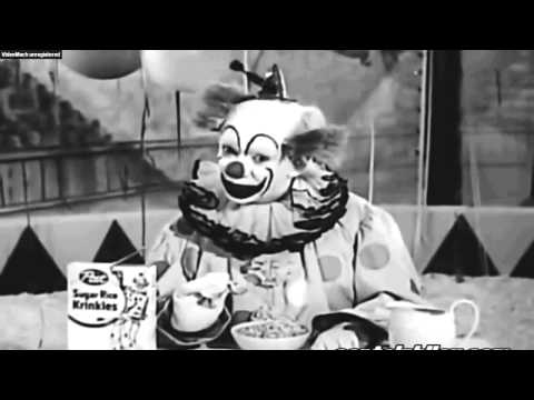 Krinkles the clown  voiced by Pennywise