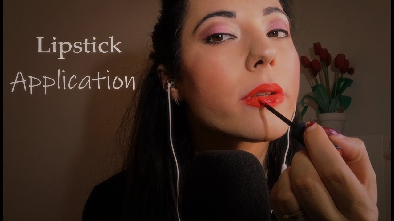 Mirror mouth check lipstick application fan compilation