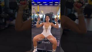 Brazilian Wife Trains Gym And Shows Her Cameltoe