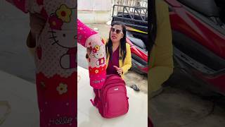 Rifkah Bawa Bantal Guling Kesekolah