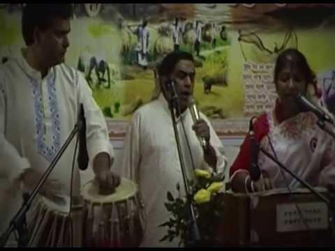 Bangla amar sorse ilish - Uzzala - Live performance in Vienna...