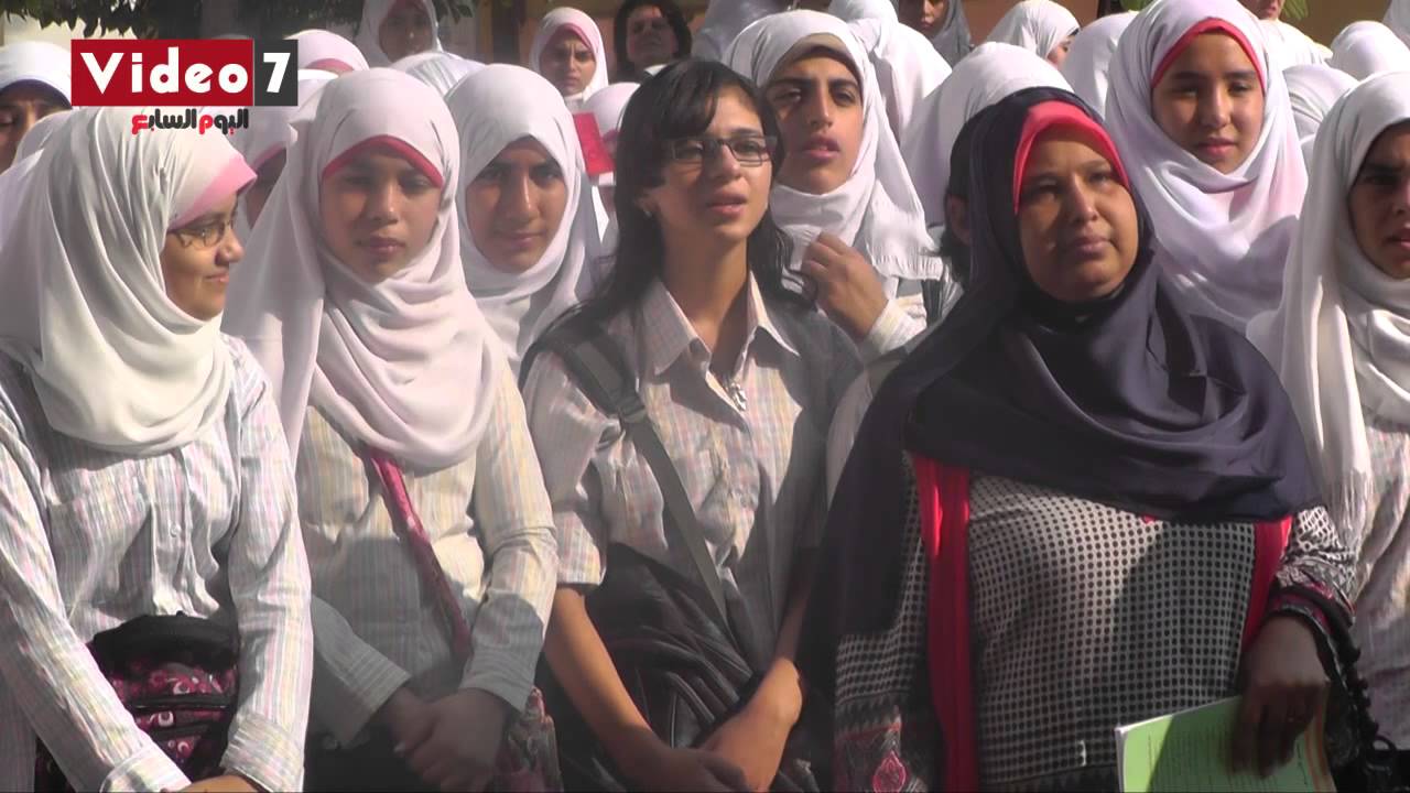شاهد بالفيديو طالبة مسيحية تغنى ياحبيبى يامحمد مع الإذاعة المدرسية Maxresdefault