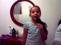 Mi Princesa Cantándole A Su Mama