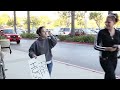 freehugs